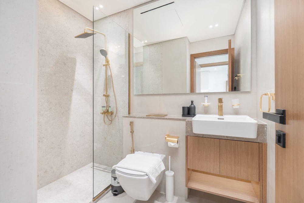Ravishing 1 Bedroom in Binghatti Amber