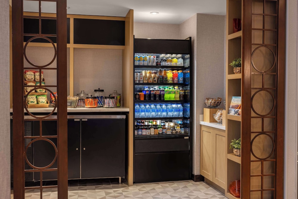 Hyatt Place El Paso Airport