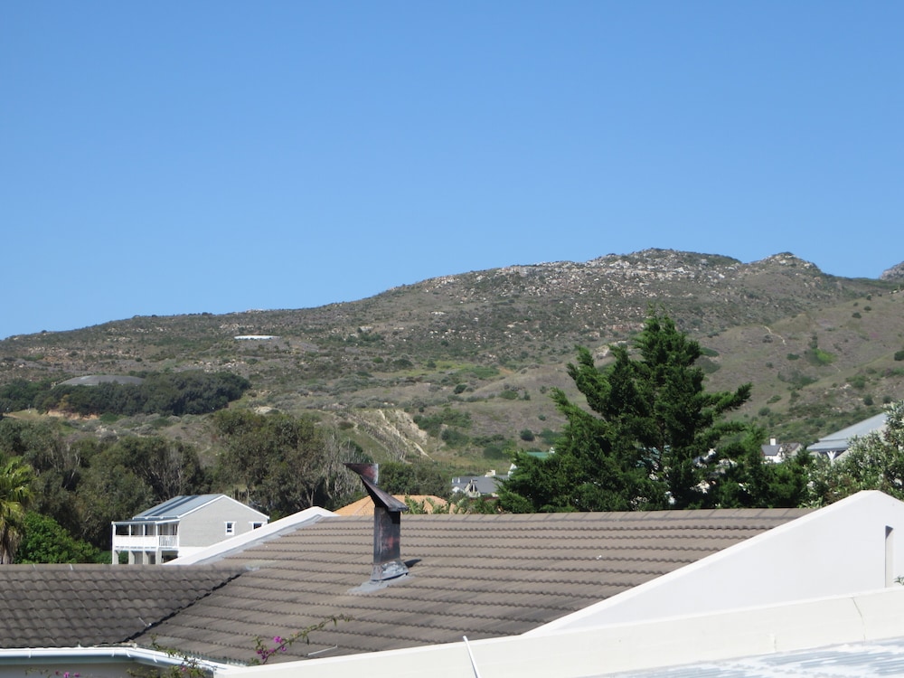 Bermuda Capri Cape Town view 5