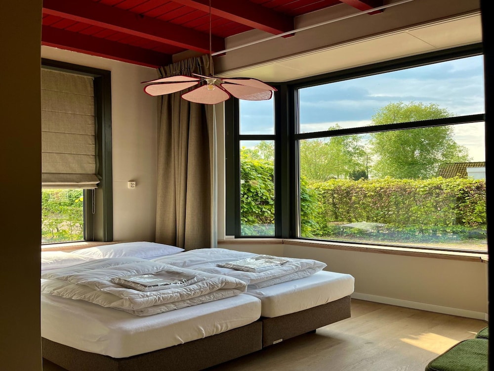 Luxury Group Retreat in Nature