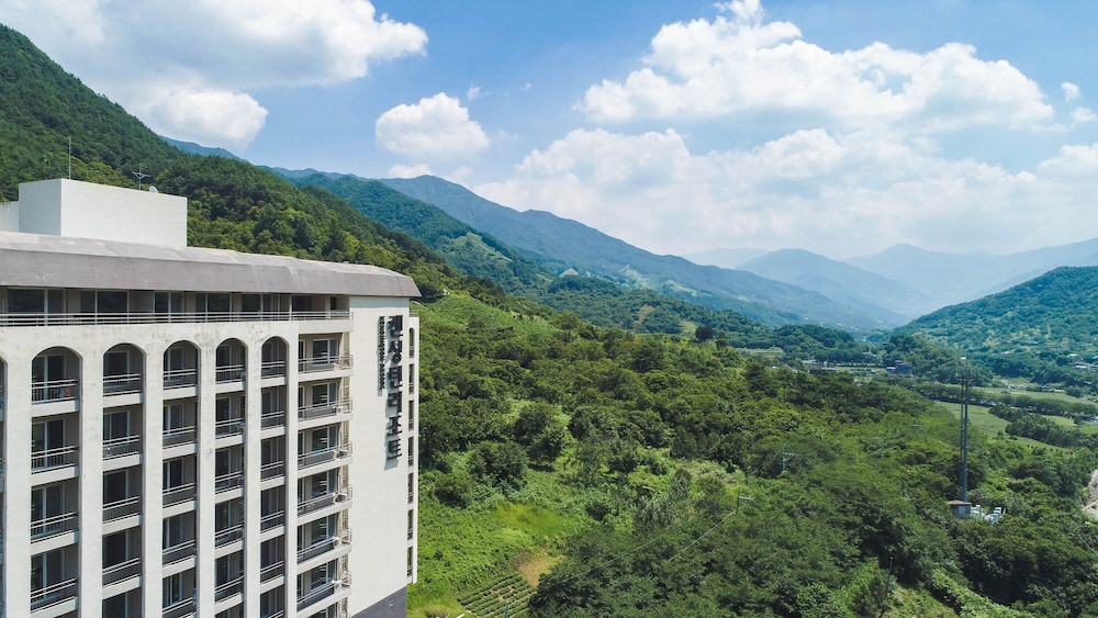Kensington Resort Jirisan Hadong