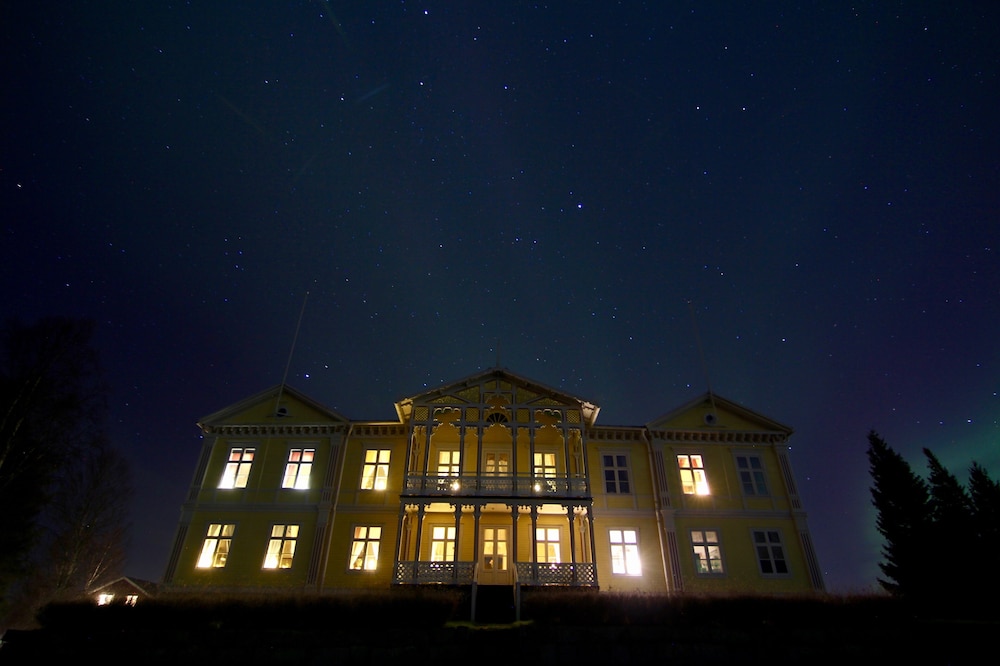 Filipsborg, the Arctic Mansion