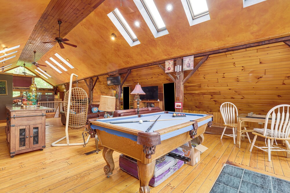 Swim & Sip: Creative Retreat 2 Mi to Owasco Lake
