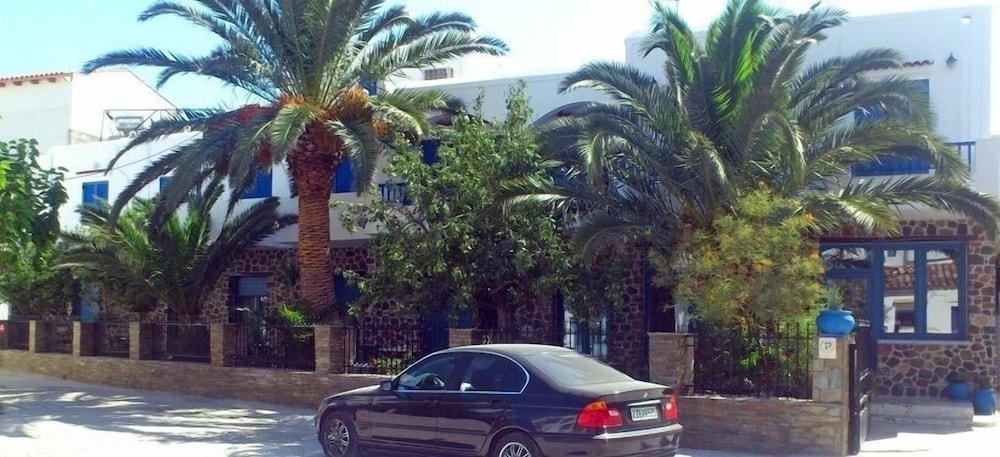 Foinikas Studios