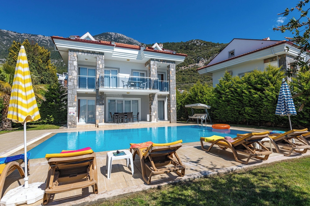 Yaşam Park Rena Villaları