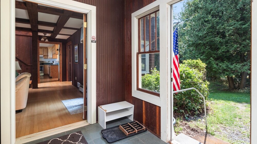Camp Roosevelt 5 Bedroom Cottage by RedAwning