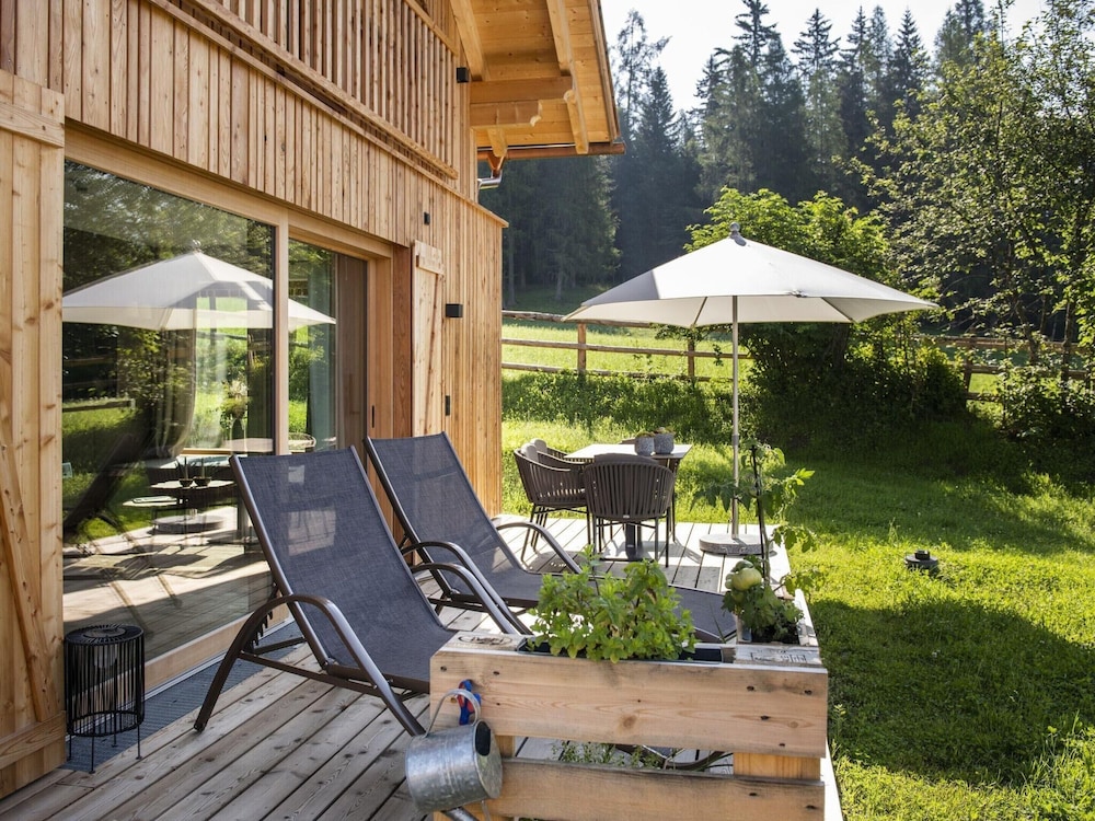 Spacious Chalet in Wolting With Sauna
