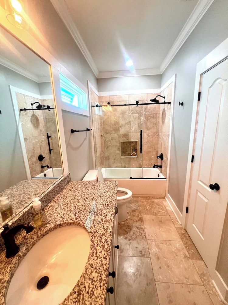 4005 Rookery 3 Sea Story With 2 Pools Beach Access and Lots of Beach Amenities