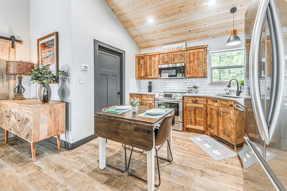 Walkable Location & Scenic Views: Ruidoso Cabin!