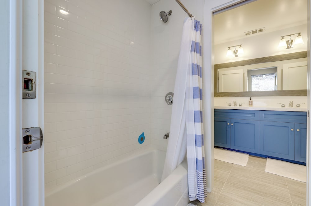 Tranquil Santa Rosa Home w/ Private Pool & Views!