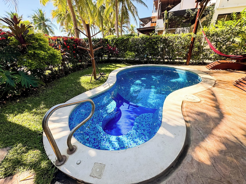 Villas Le Suisse Monterrico
