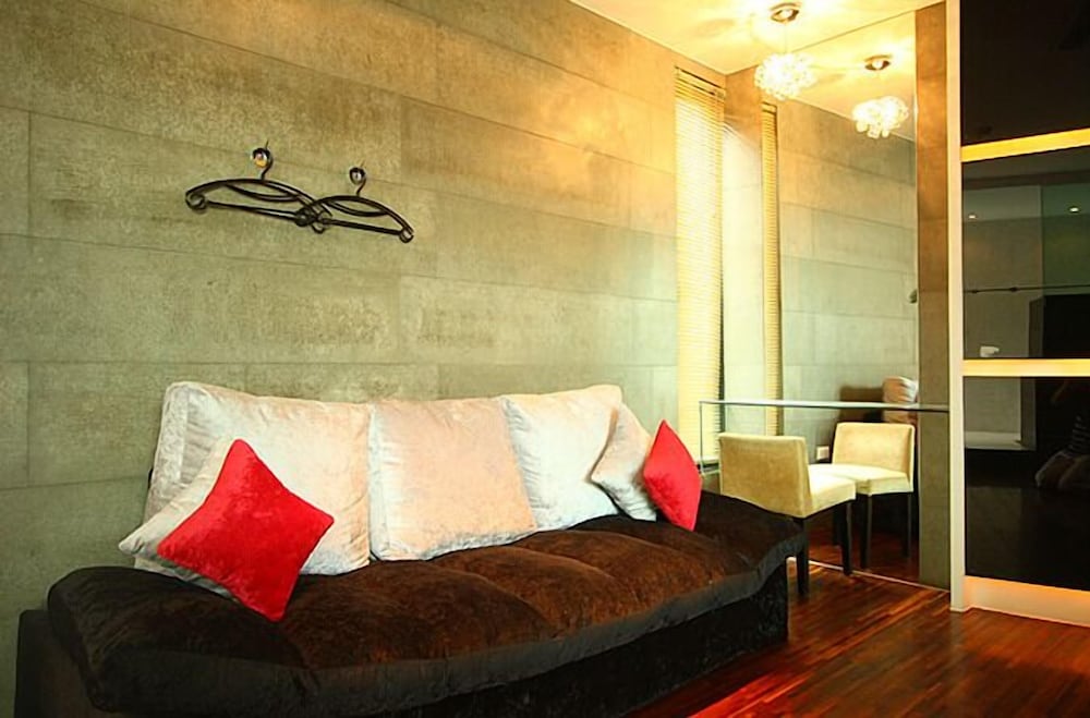 Gold Sandy Beach Hotel