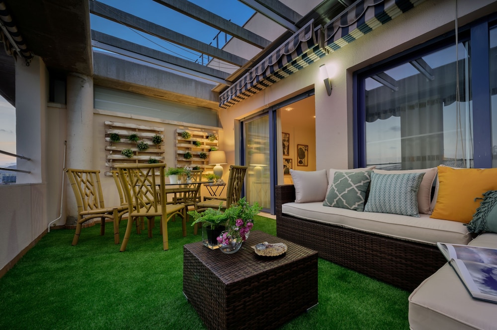 Modern 2 Bd Apartment With Private Terrace Eslava Terrace