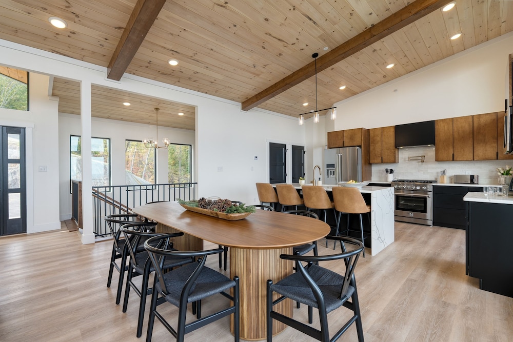 Whiskey Ridge - Avantstay Panoramic Views Infinity Pool Hot Tub Game Room