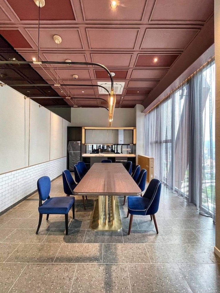 Scarletz Suites KLCC by Azure Heaven