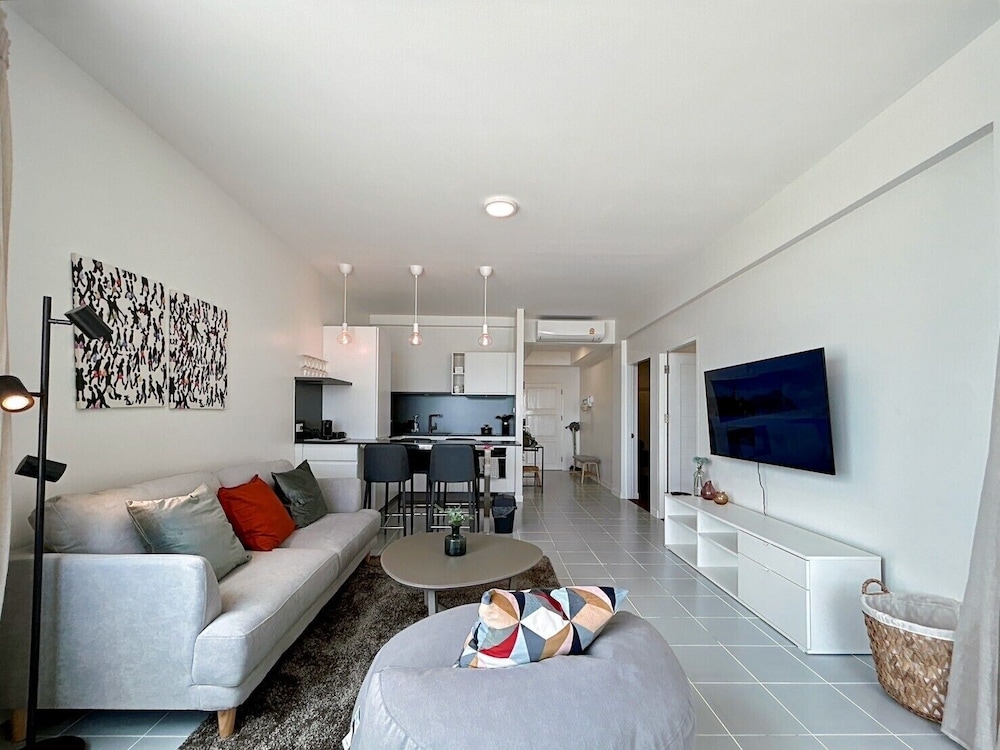 Seaview 2beds in the heart of HuaHin BP2