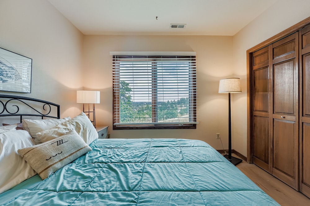 Chimney Creek 2 Bedroom Condo