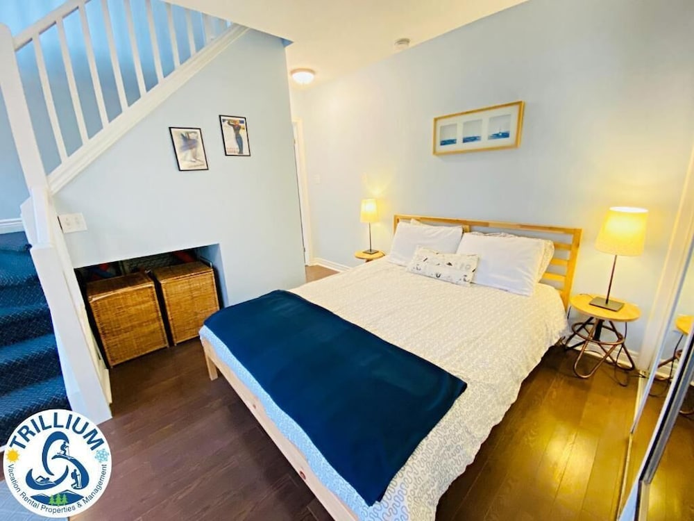 Cozy Studio Loft with 2 Bath