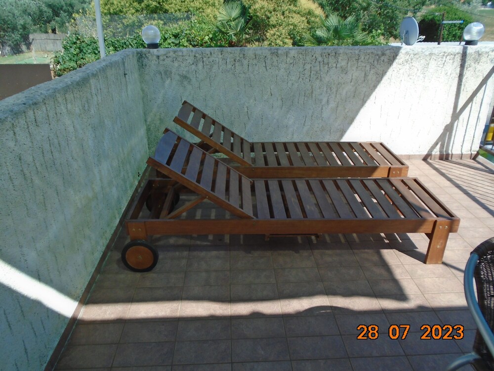 ROOMS MATEA PULA