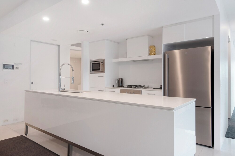 Private Q Tower Apartments - Wow Stay
