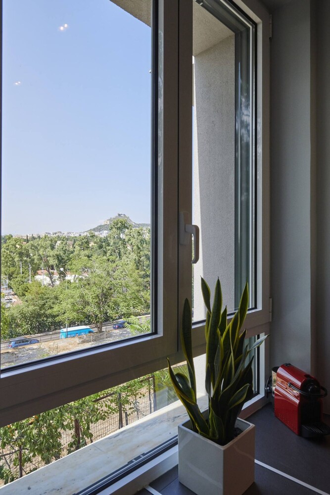 Ma Maison Acropolis Mansion 3bdr Suite N 6 400mbps