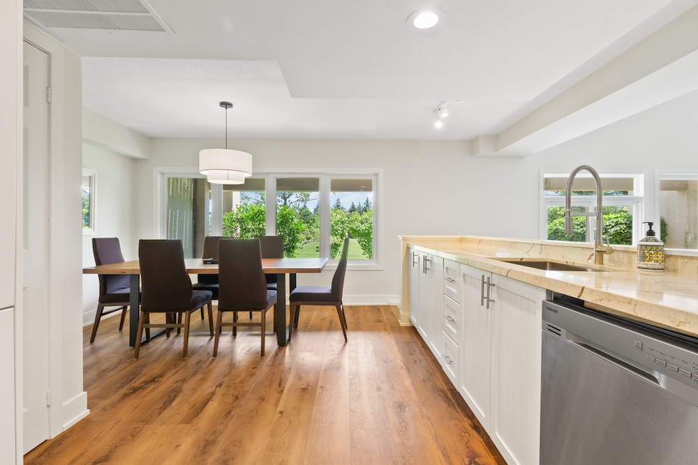 Wintergreen Condos