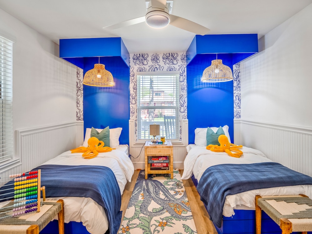 Sandy Toes Retreat by Ryson Vacation Rentals