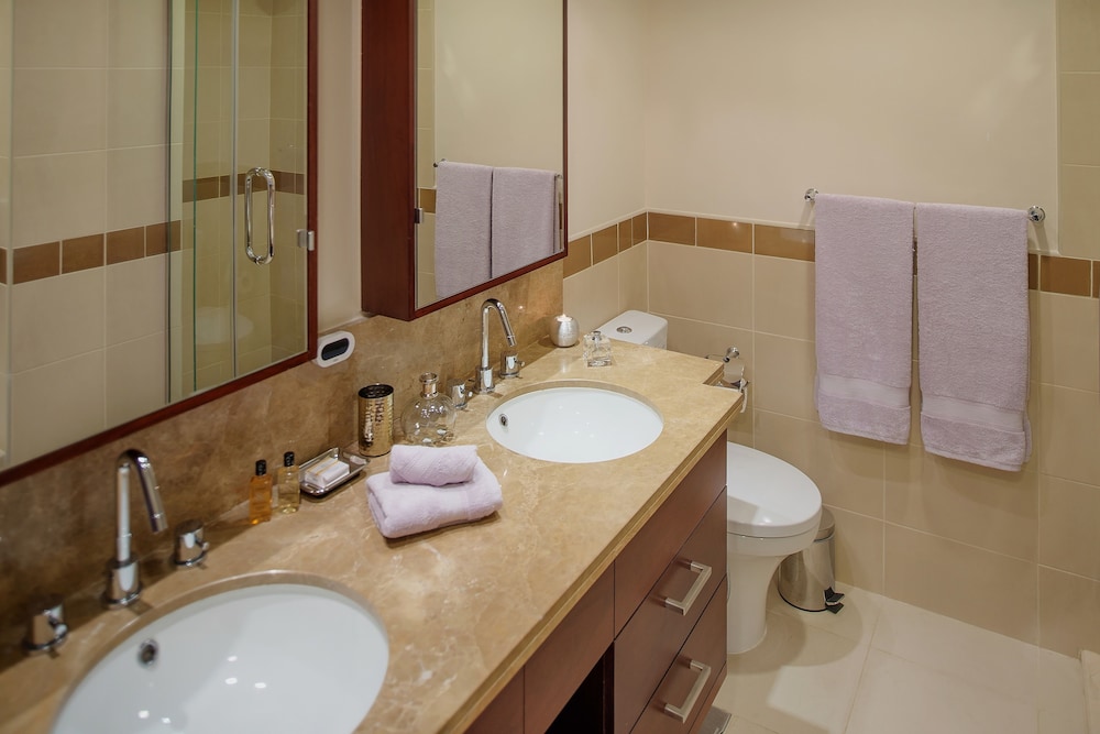 Dream Inn Dubai – 29 Boulevard with Private Terrace