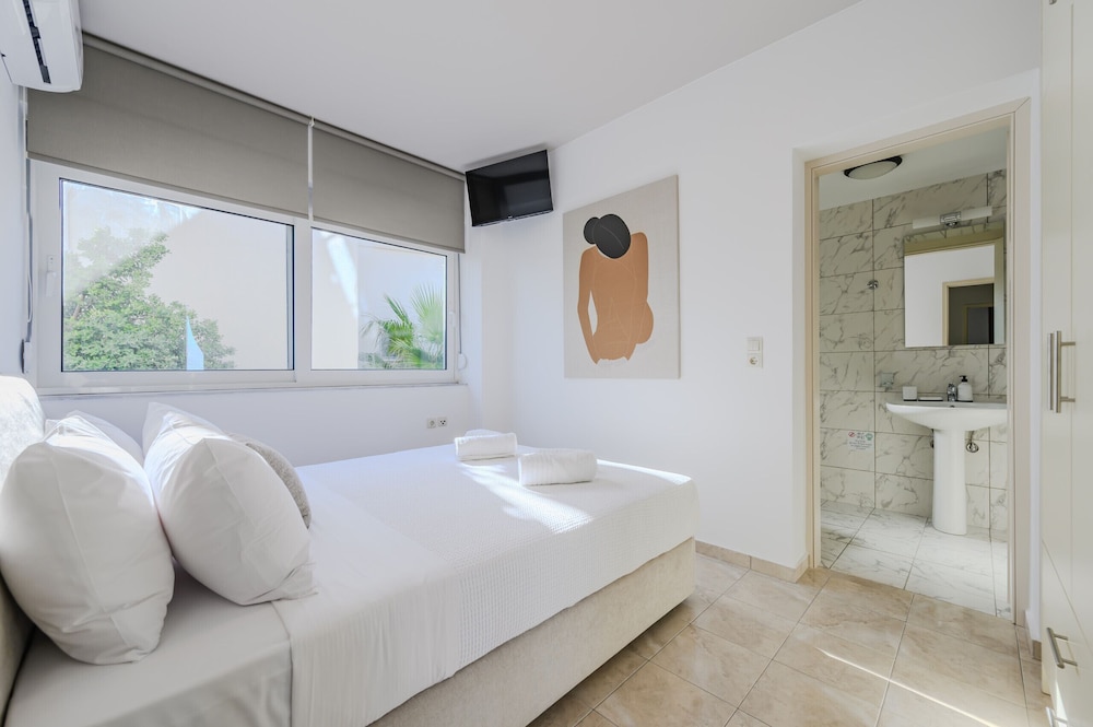 Foothills Tangerine Villa