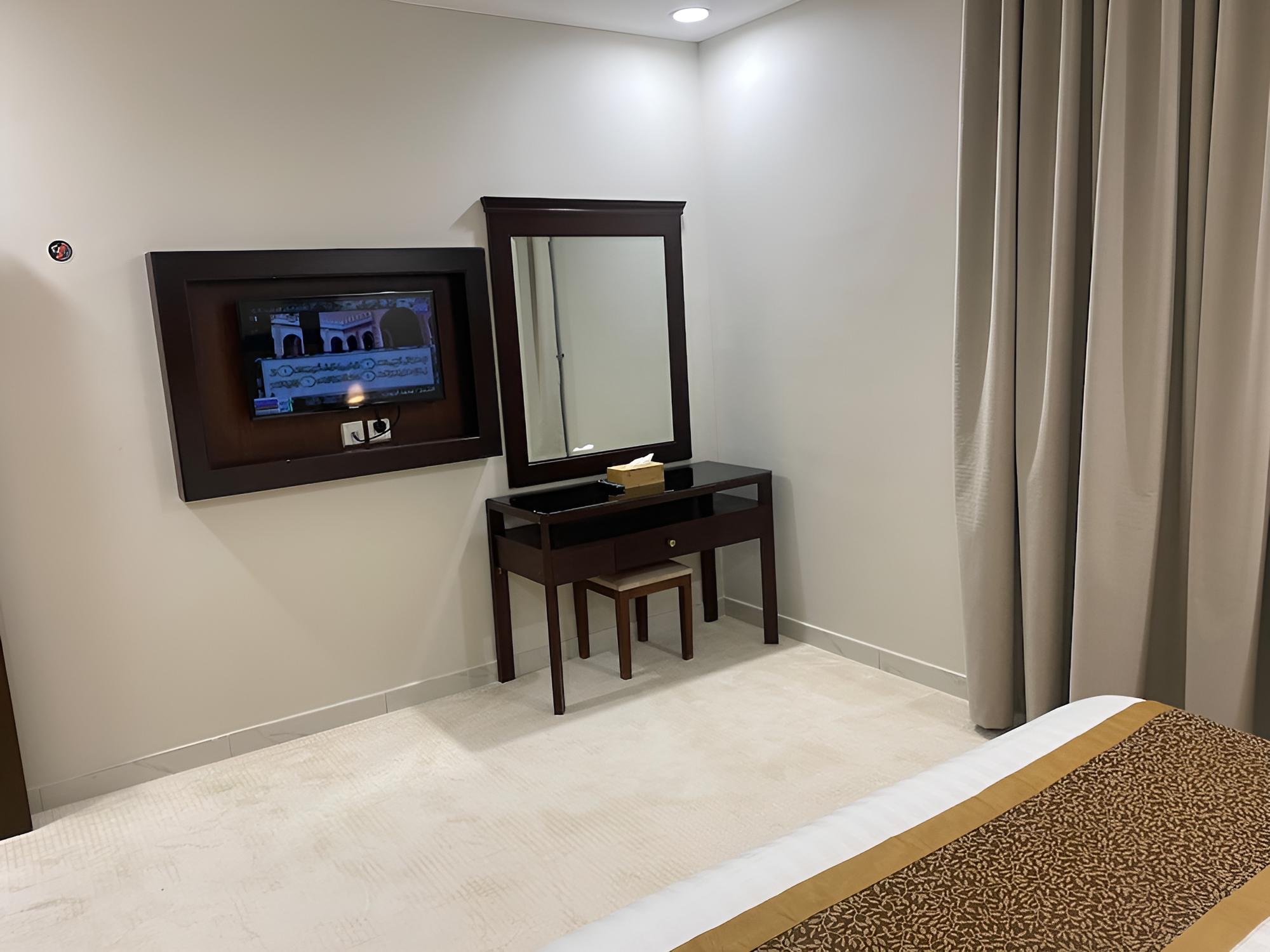 Julanar Alsharq Suites