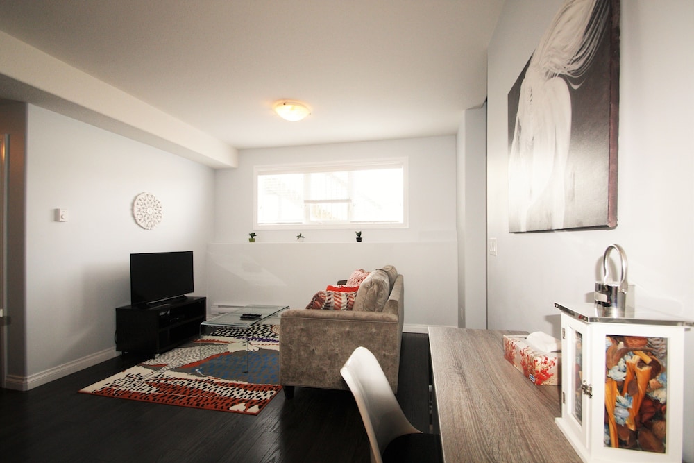 Elegant Suite