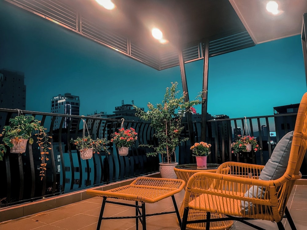 Hana Premier Apartment Da Nang