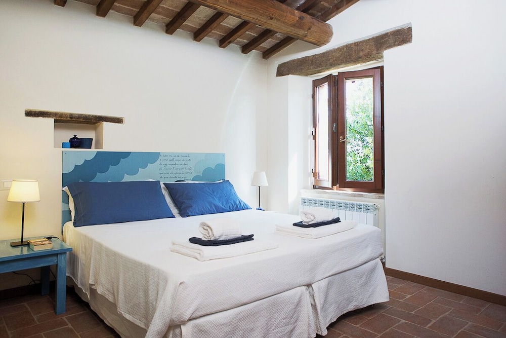 Borgo Sorbatti Country House