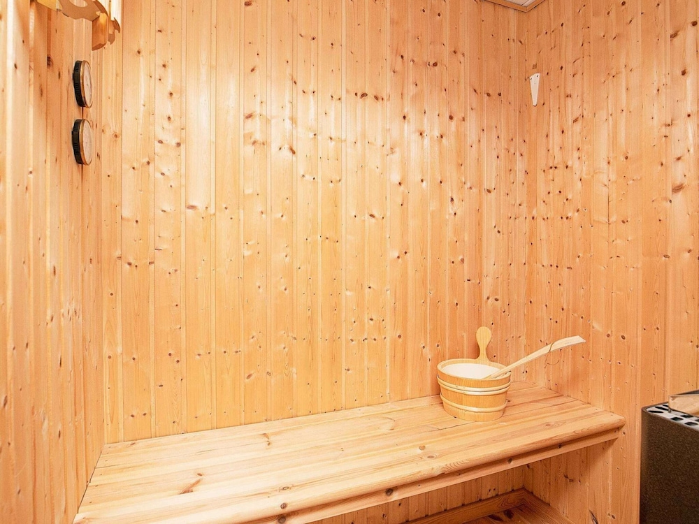 8 Person Holiday Home in Ulfborg