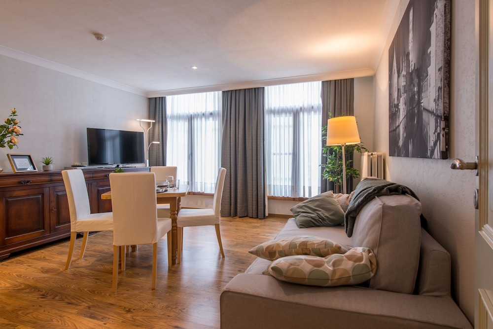 Inn Bruges Suites