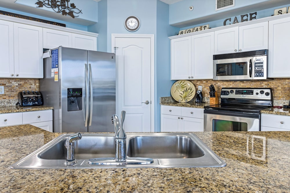 Legacy Key #203 by Southern Vacation Rentals