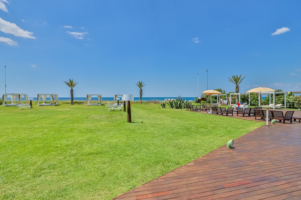 Beach Club 93 view 5