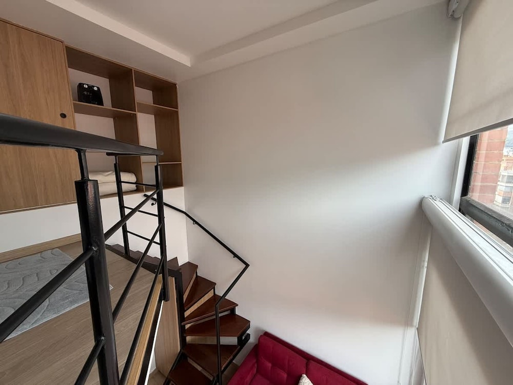 Lovely 1BR Apartment in Chic