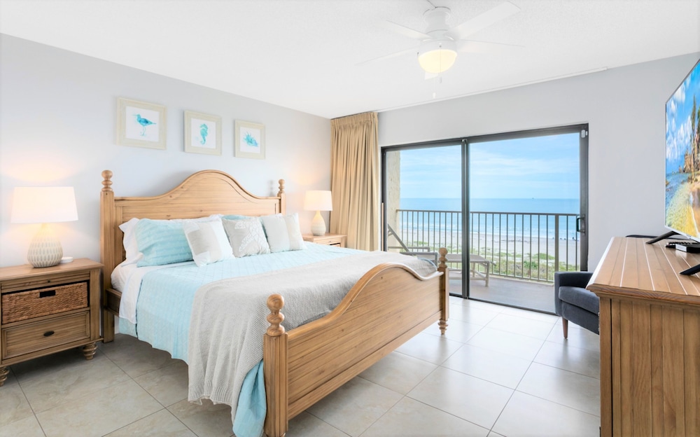 Canaveral Towers by Happy Palm Stays