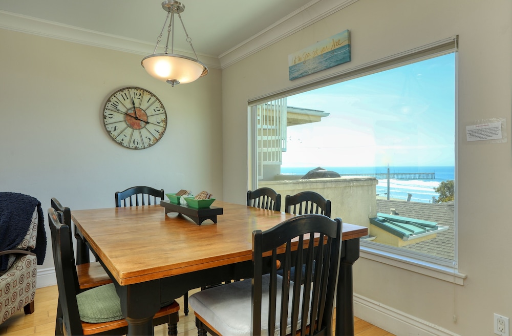 271 Wadsworth 2 Bedroom Townhouse by RedAwning view 3