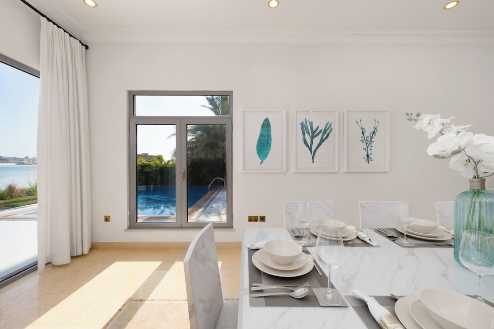 Maison Privee - Exclusive Villa w/ Private Pool, Garden and Beach