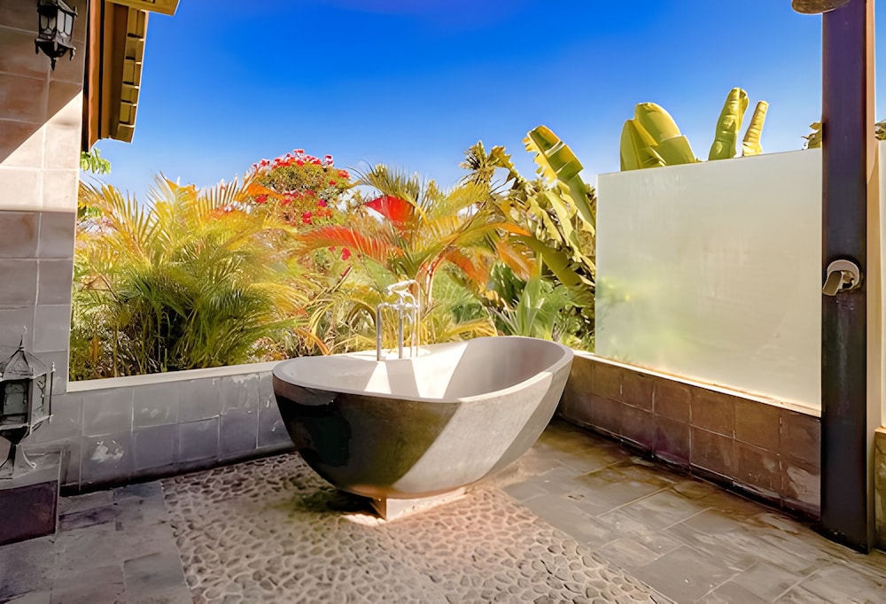 Villa Delmara At Balian Beach