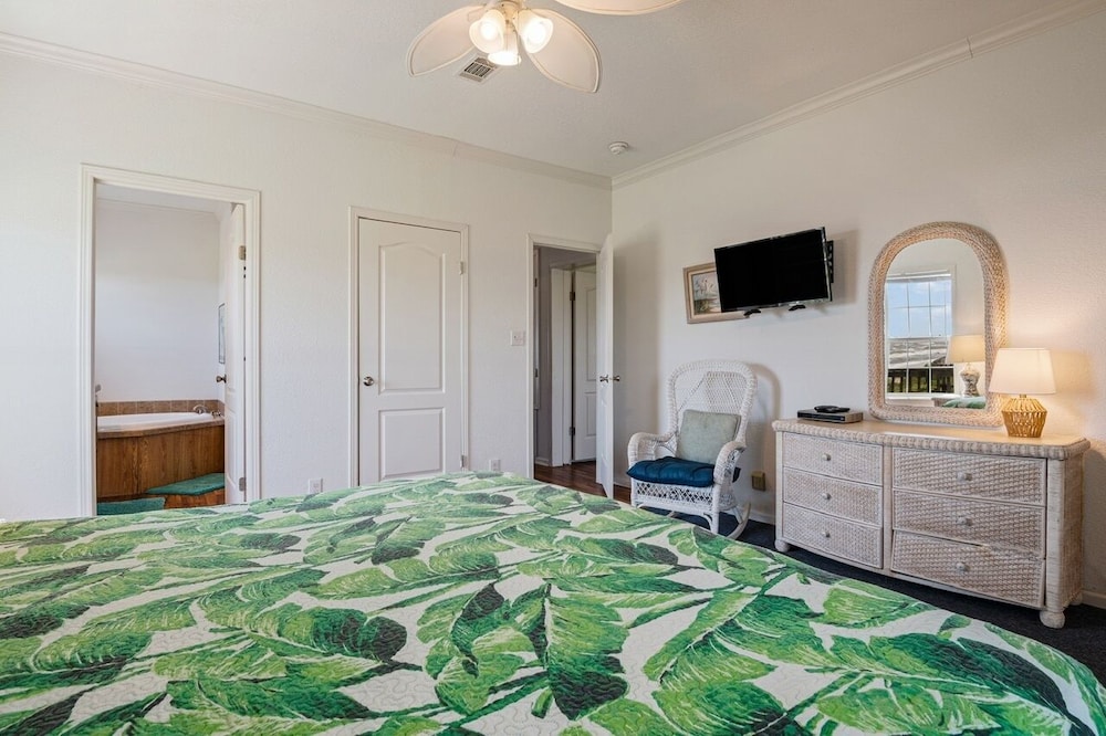 Camelot 2 Bedroom Home