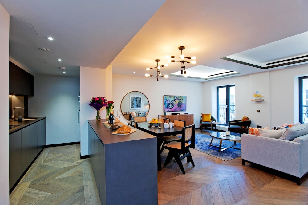 2-bed Superior Apt 415