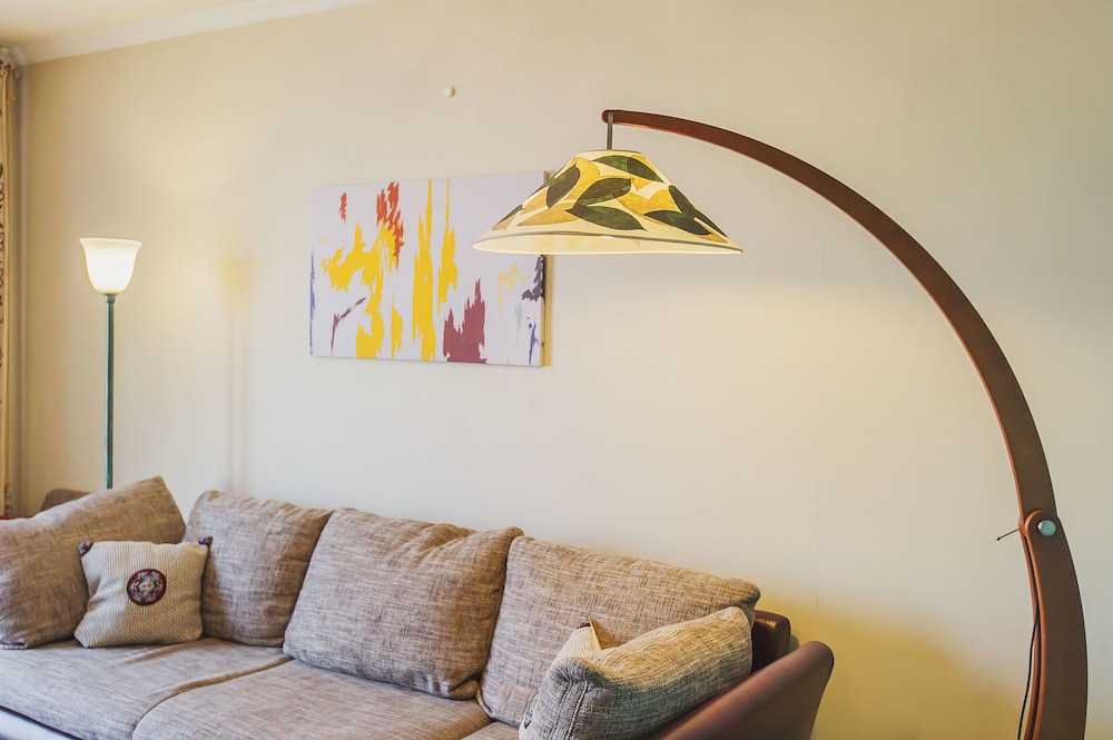 GM Apartment Ukrainskiy Bulvar 6