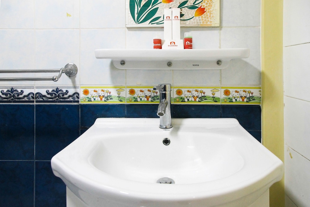 2BR Family Sudirman Condominium Apartment near Plaza Semanggi