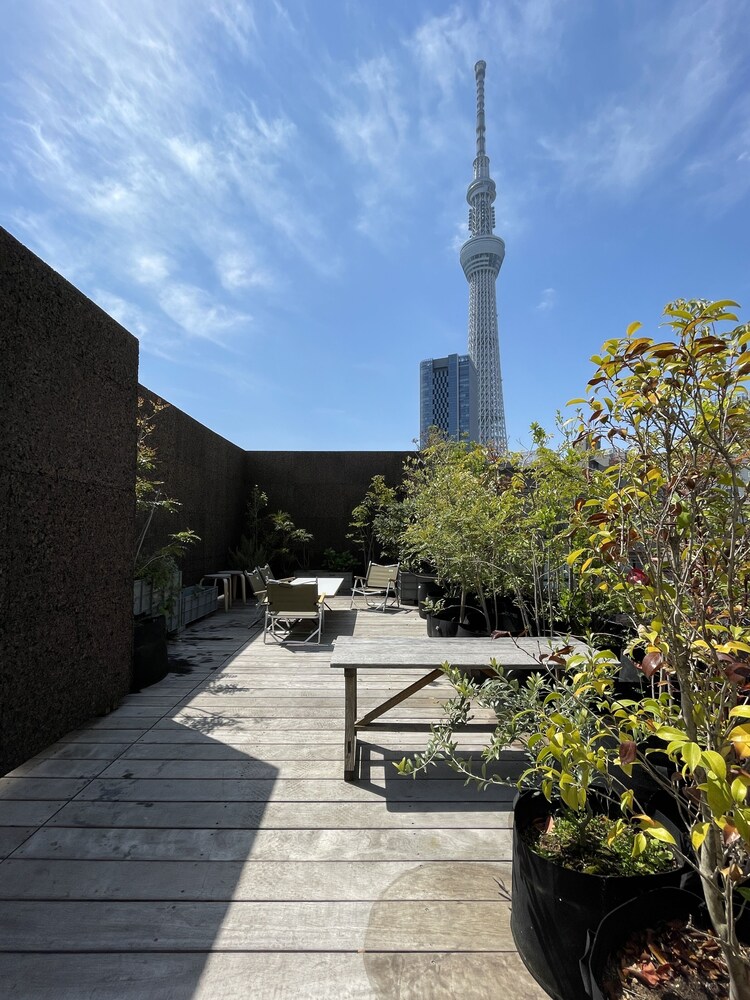 AET HOTEL