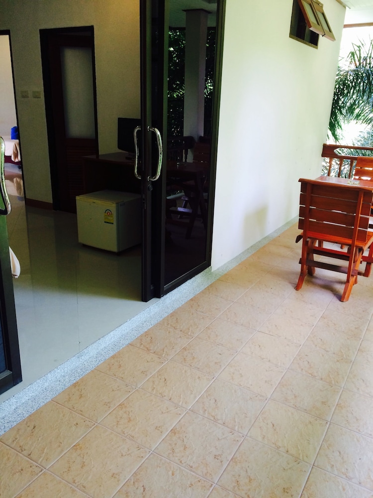 Haad Yao Villa