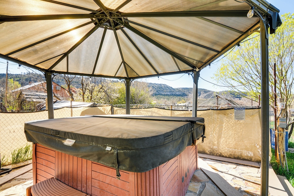 'will's Place' Utah Family Getaway: Hot Tub & Yard