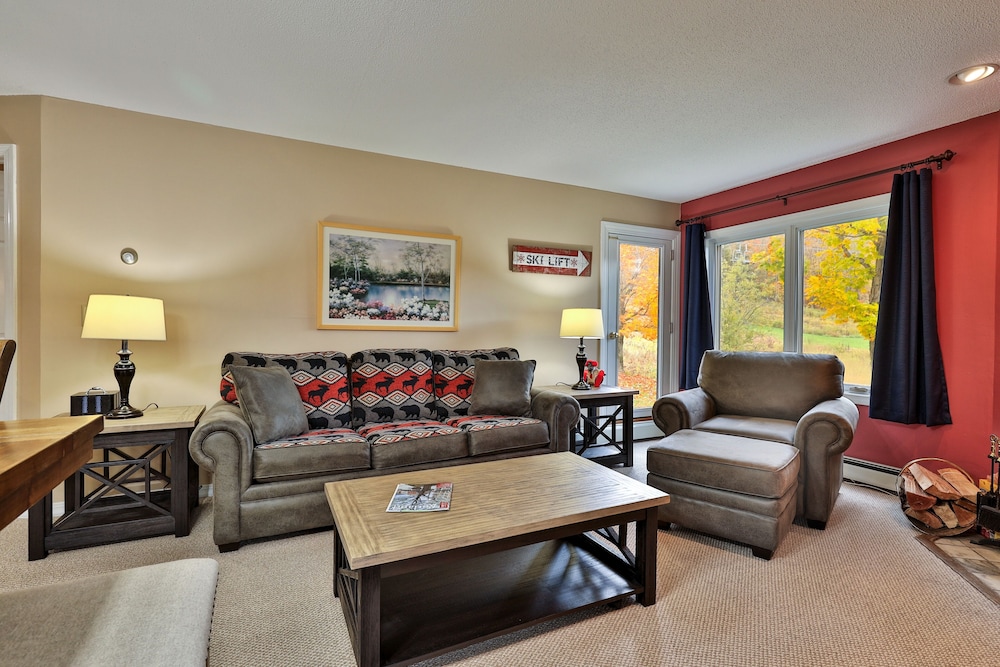 Pico Mountain Condo F106 3 Bedroom Home